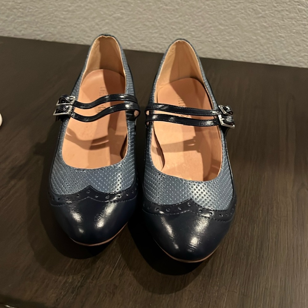 Chelsea Crew Blue and Black Flats